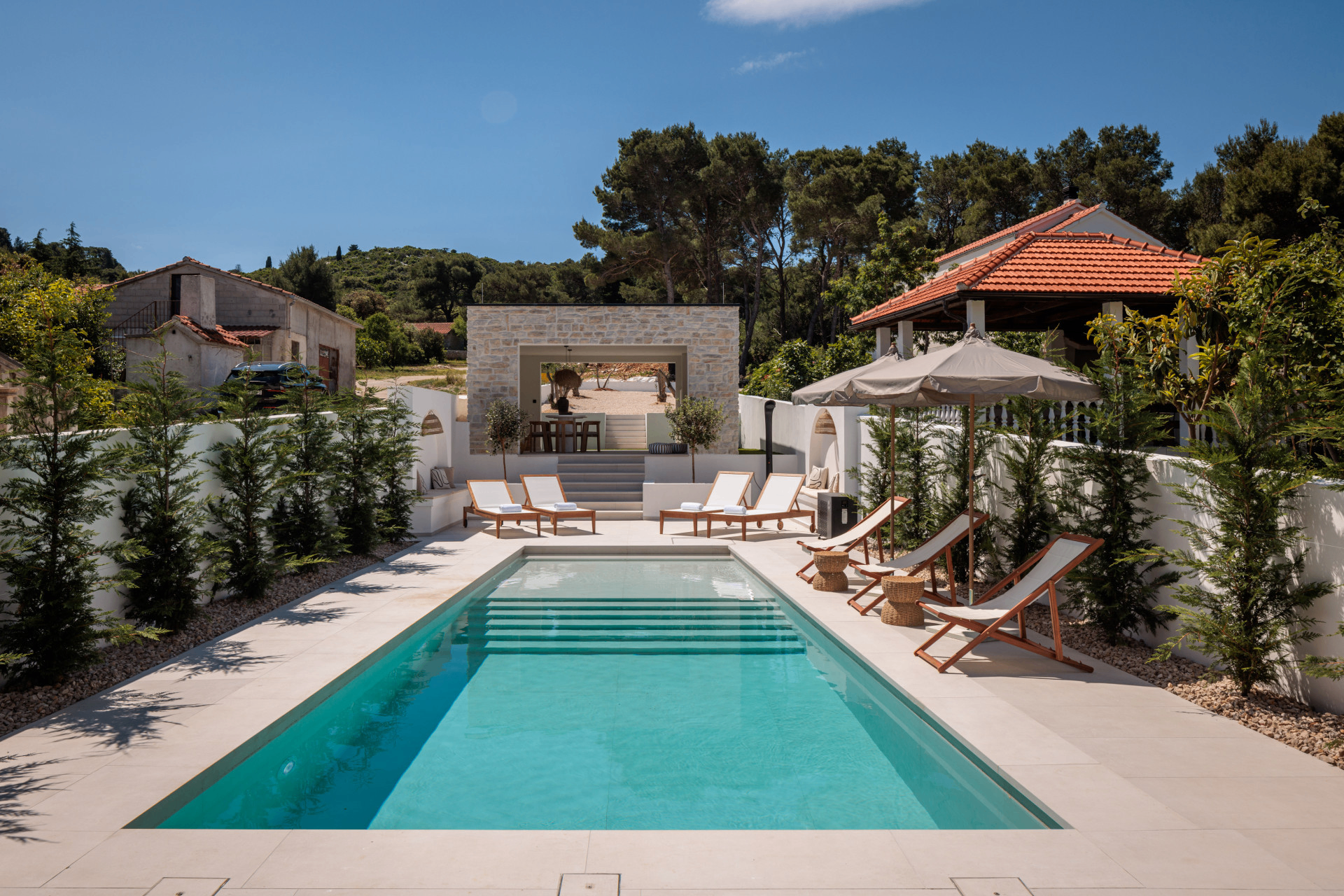 Villa Casa NoTa pool view